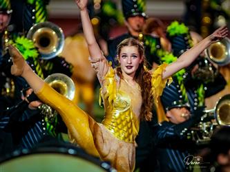 GIRL PERFORMING DANCE