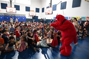 crowd of kids with Clifford