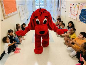 Clifford giving high fives